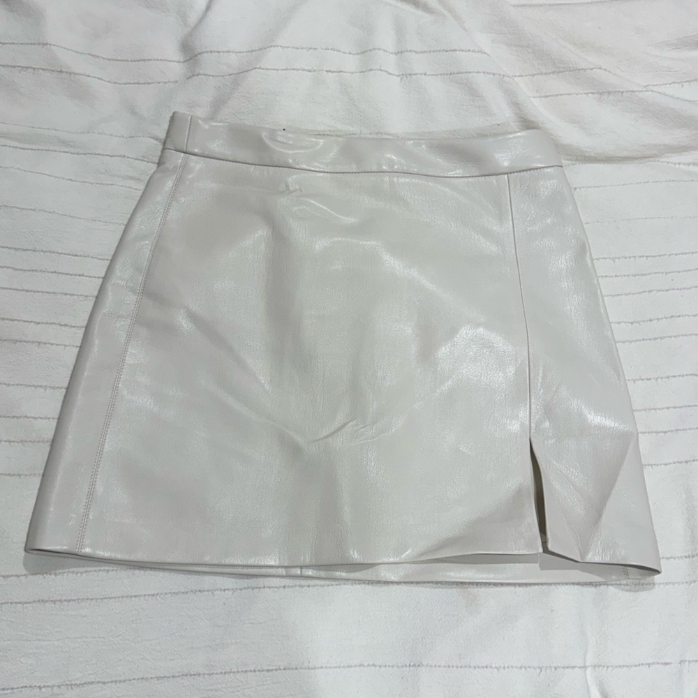 Aritzia Wilfred Cream Leather Mini Skirt